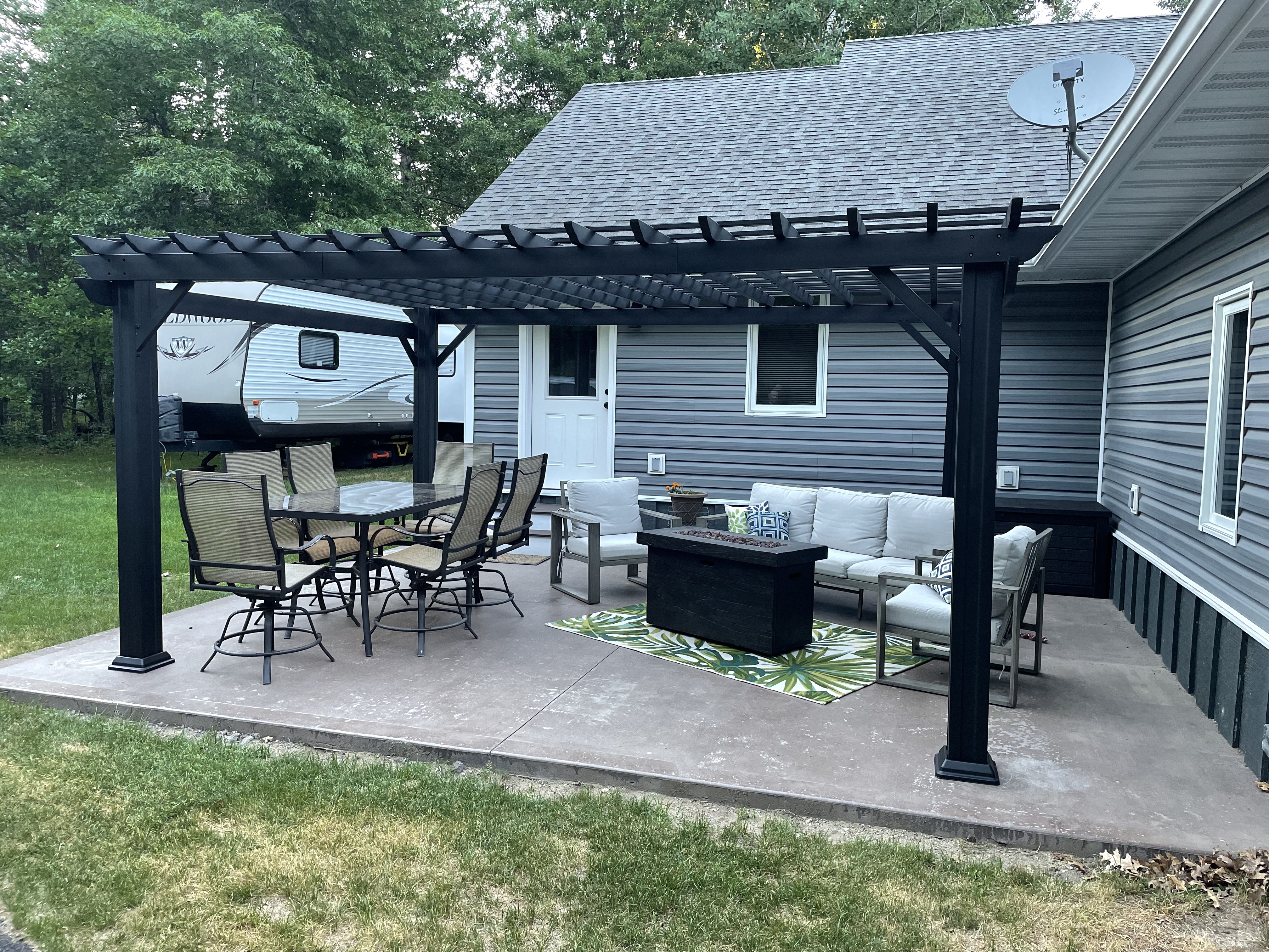 14' x 10' White Steel Traditional Pergola with Sail Shade Soft