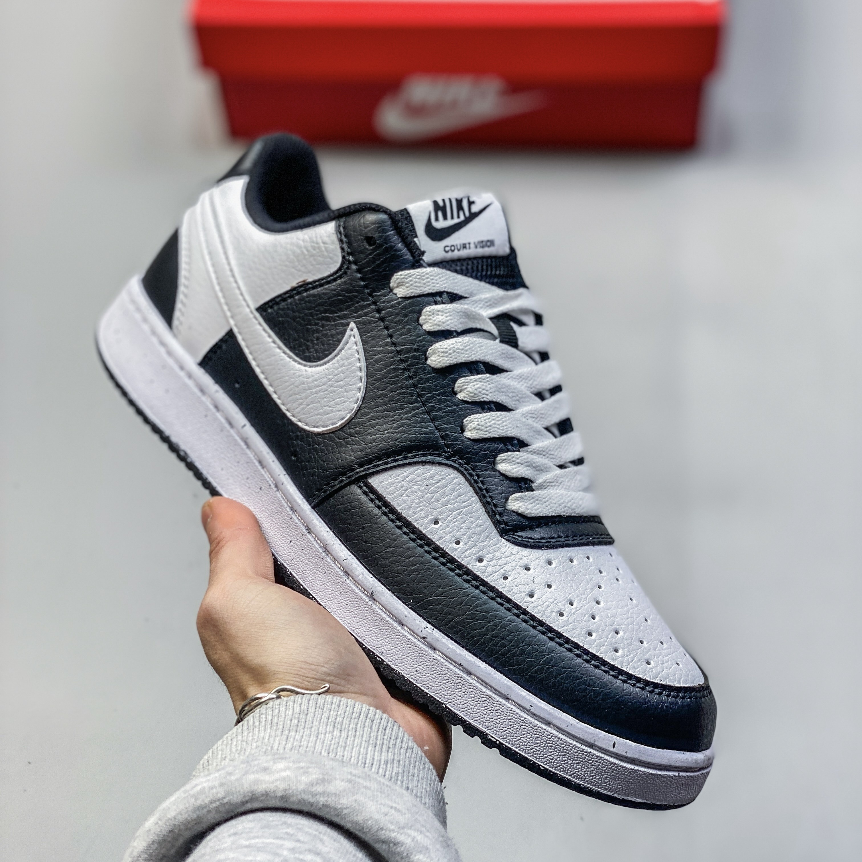 Nike Court Vision Low
