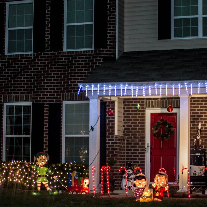 2 Piece Elf Pulling Wagon Lighted Display Set