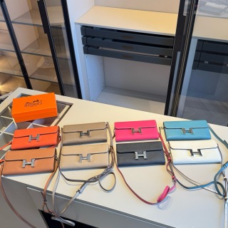 Constance To Go Wallet（WOC）