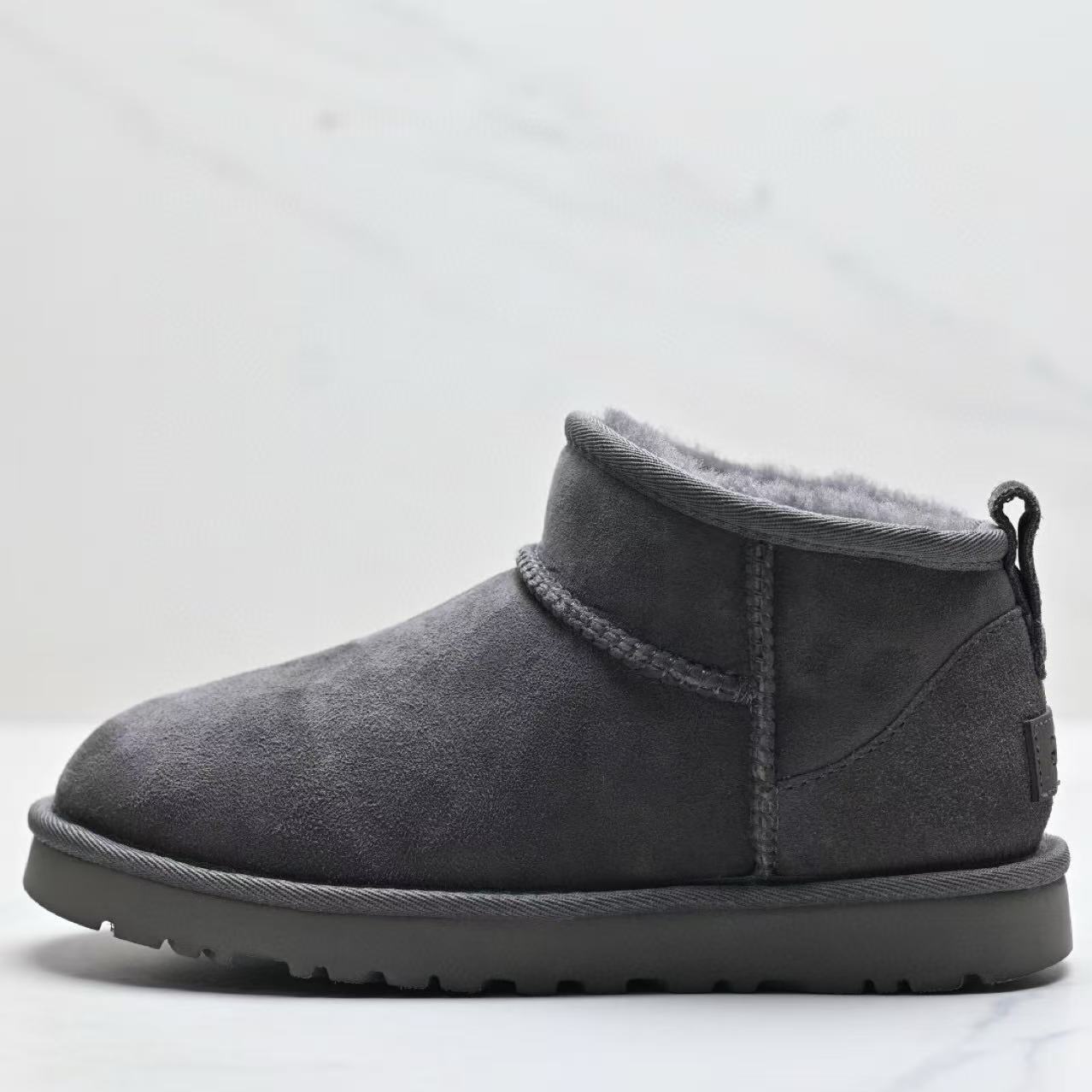 UGG Classic Ultra Mini