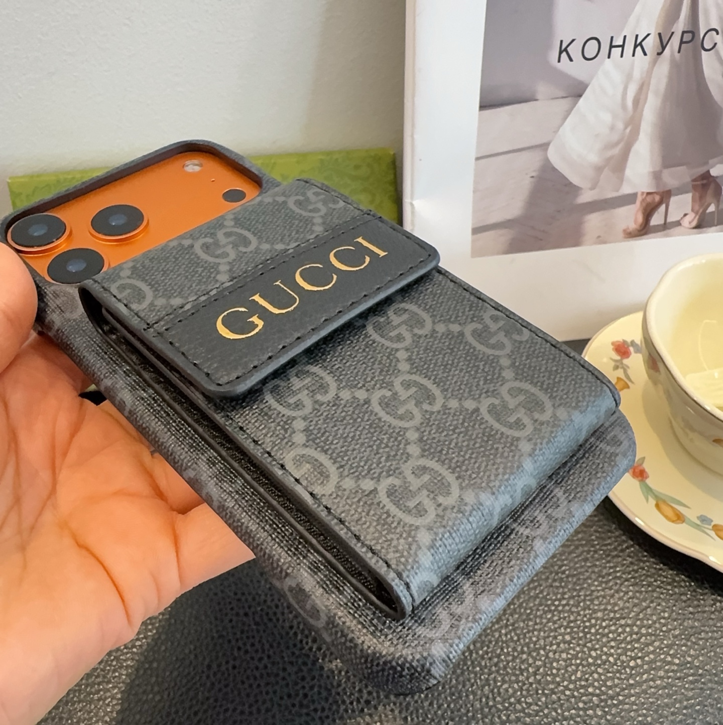 Gucci GG Supreme Monogram Card Holder Wallet Leather Luxury Phone Case