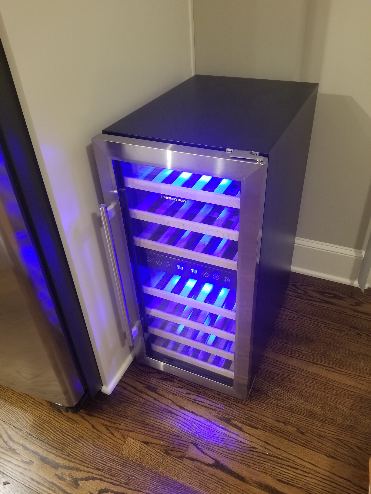 Phiestina 24 Inch Under Counter Wine Cooler - Built-In Dual