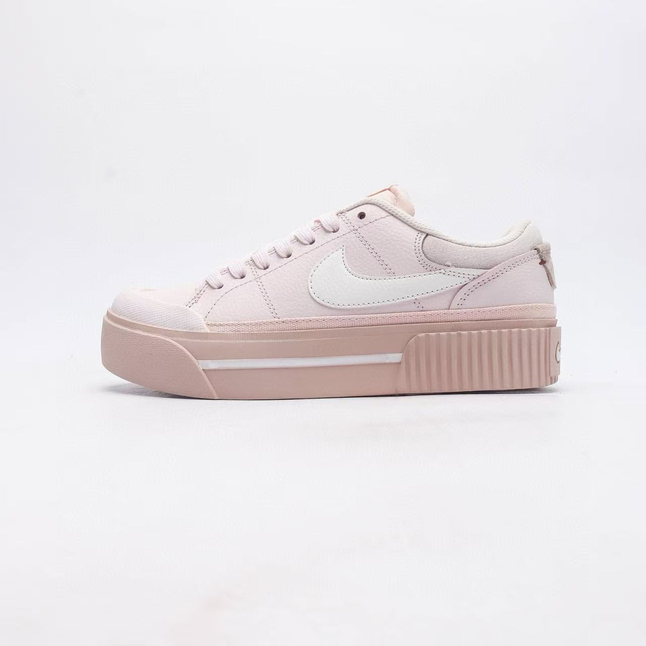 Nike Court Legacy Lift