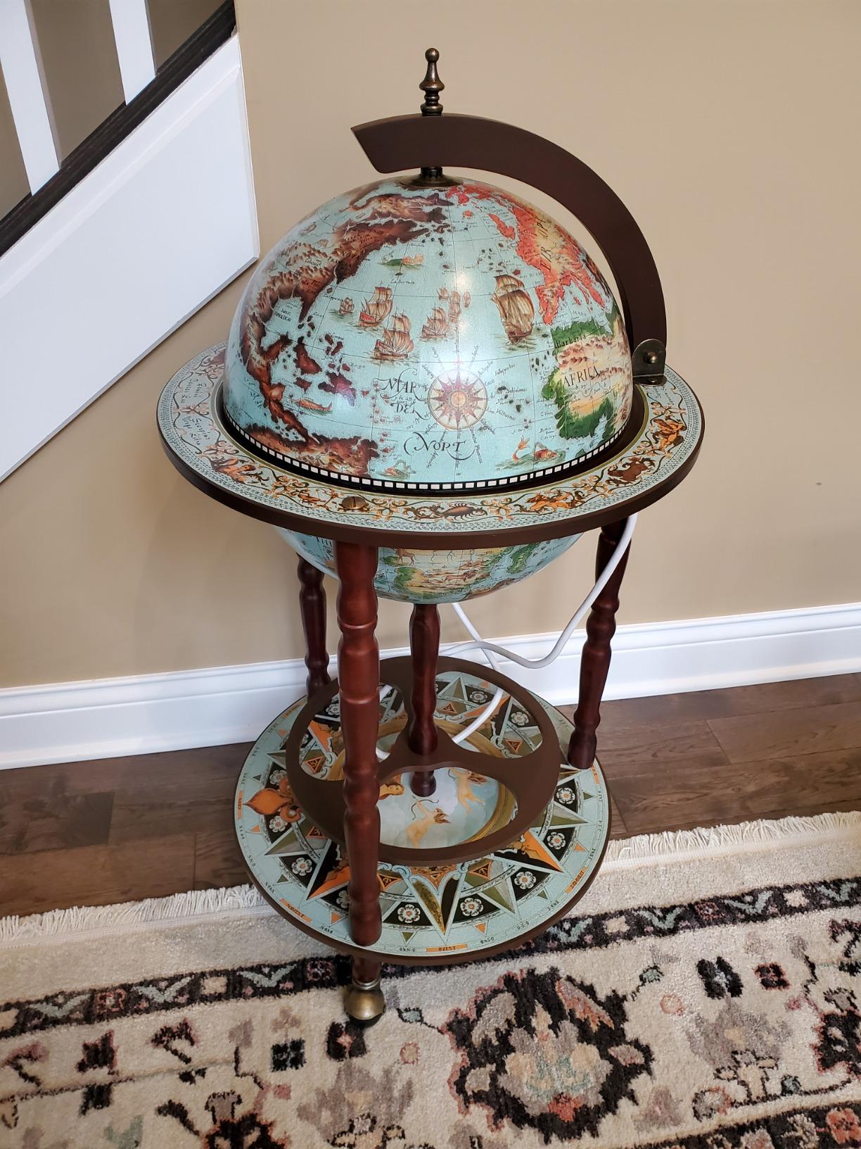 Design Toscano Sixteenth-Century Italian Replica Globe Bar Cart