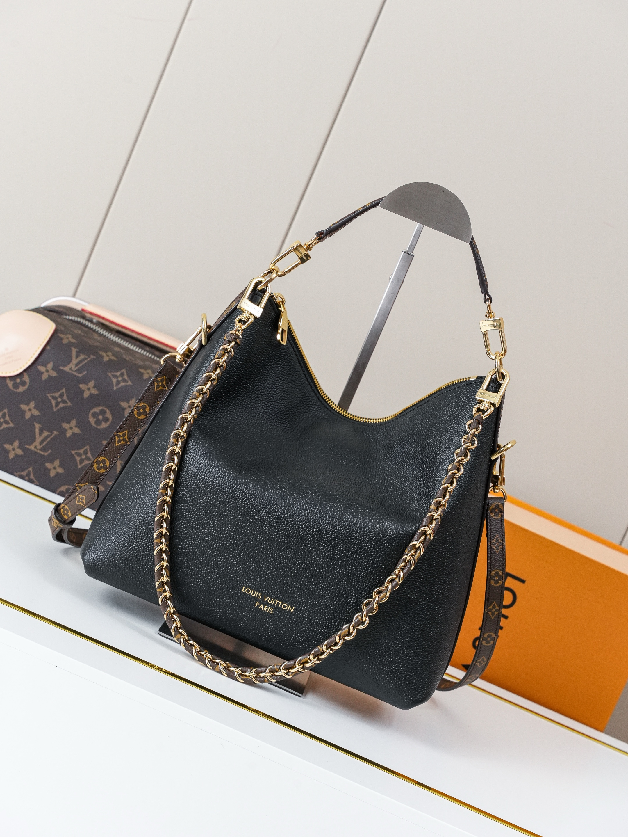 LV Multipass handbag