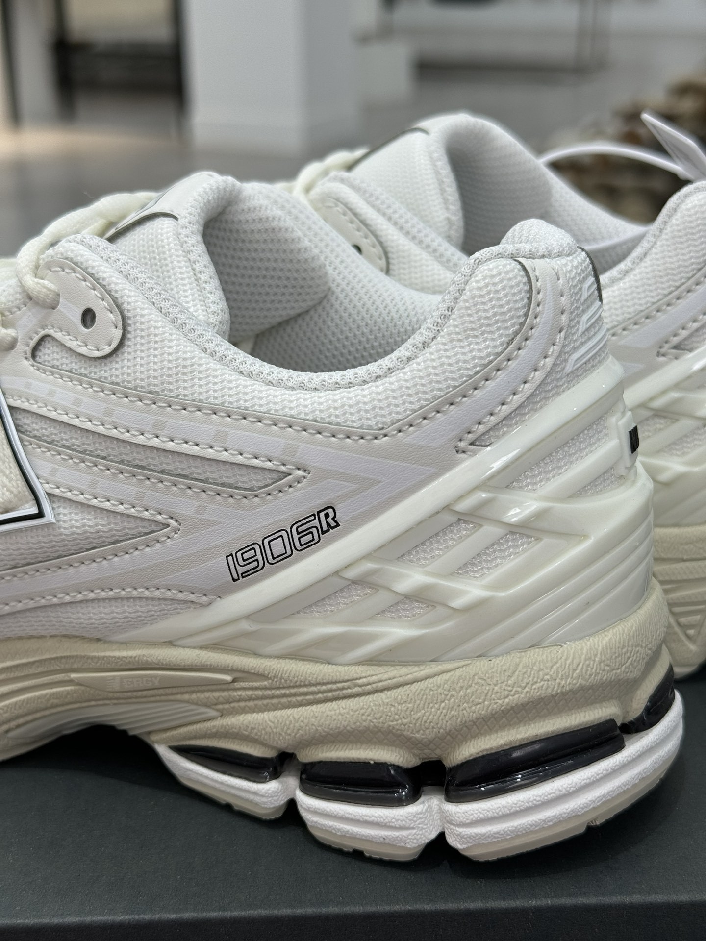 New Balance 1906 Sneakers detail 1
