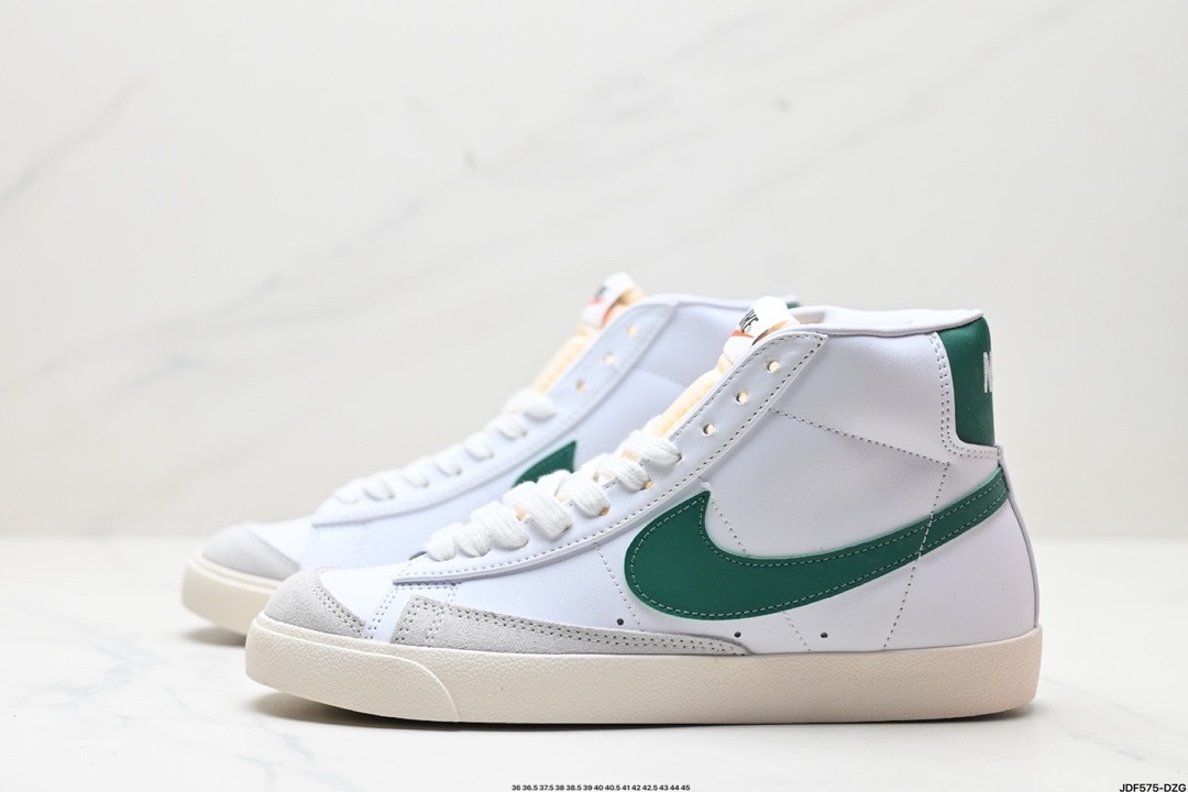Blazer Mid Detail 24