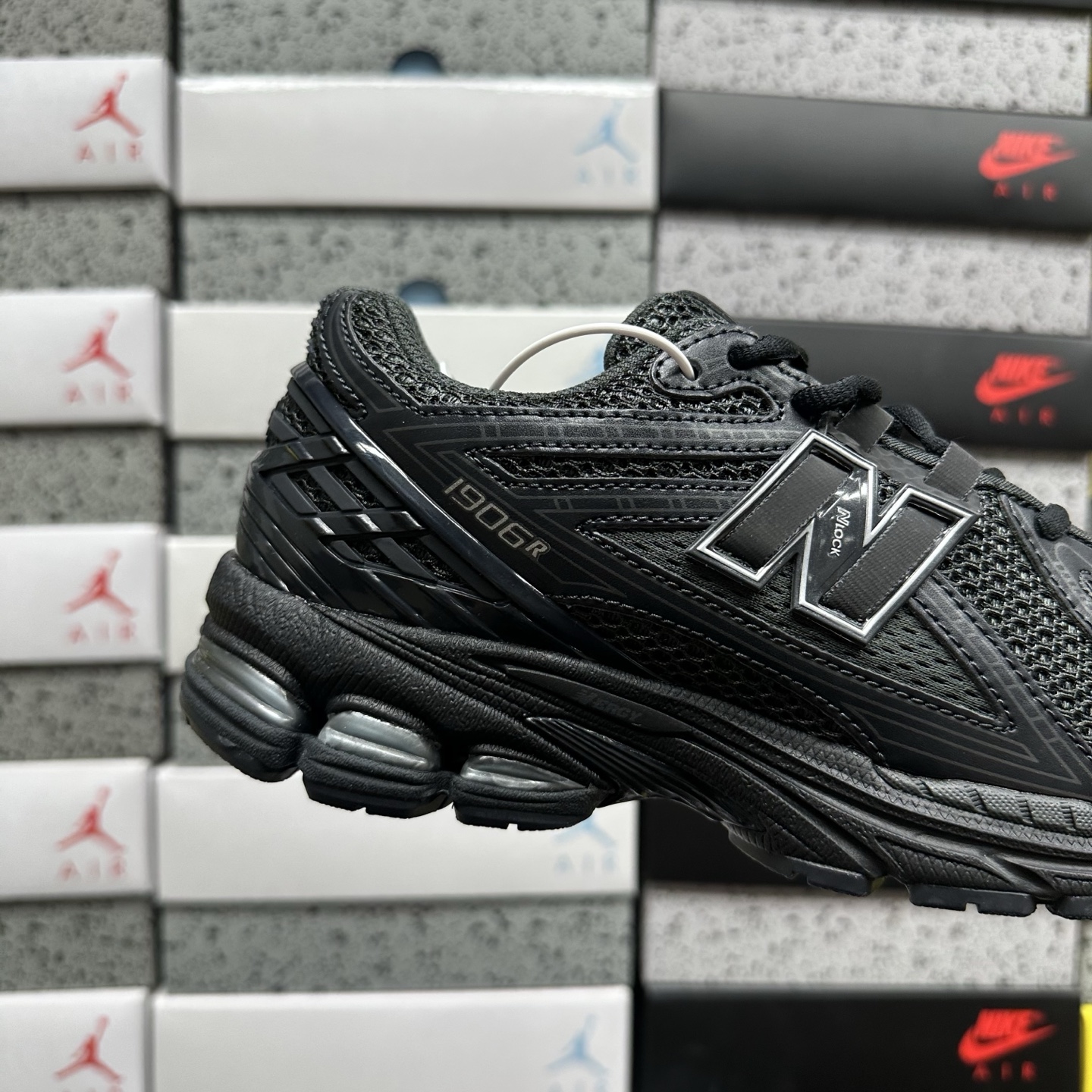 New Balance 1906 Sneakers detail 3