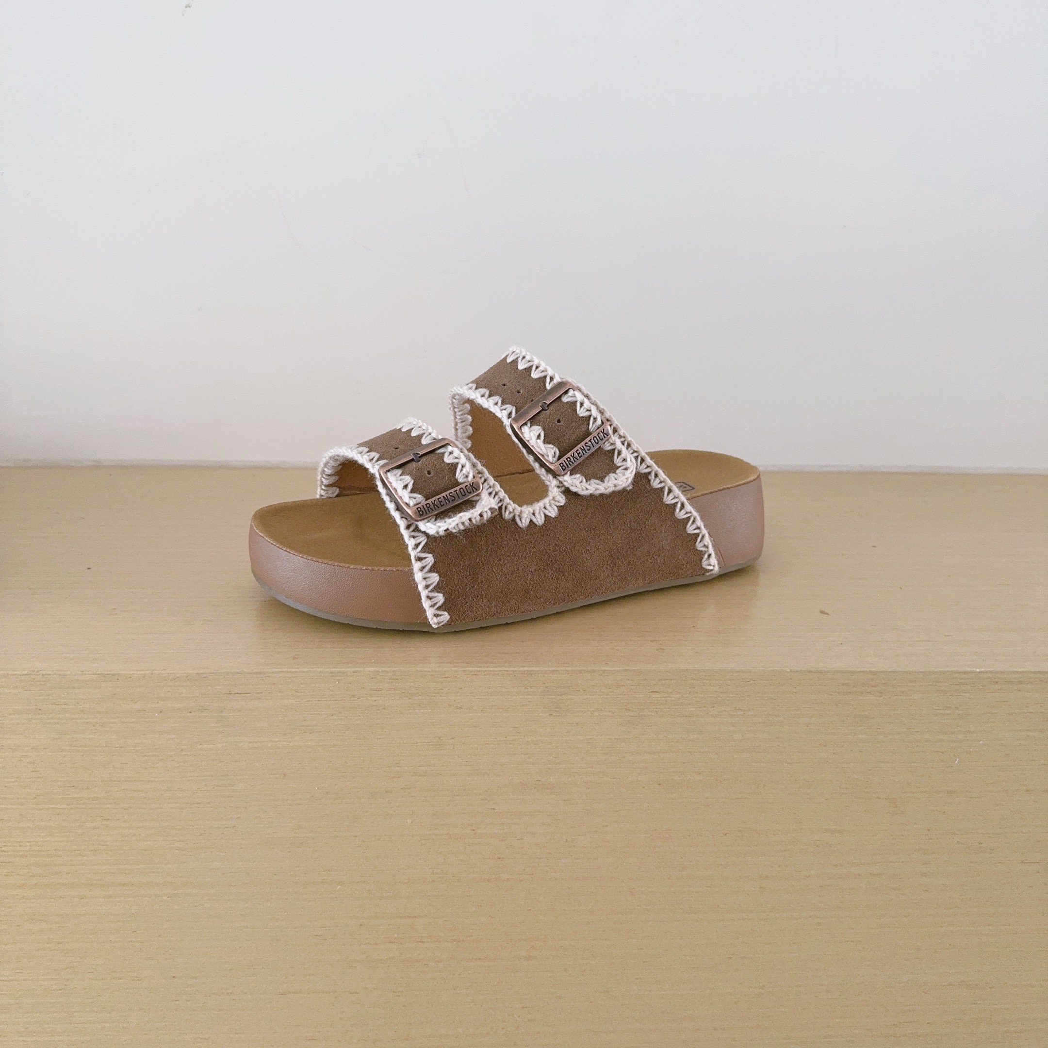 UGG Footwear Style 057