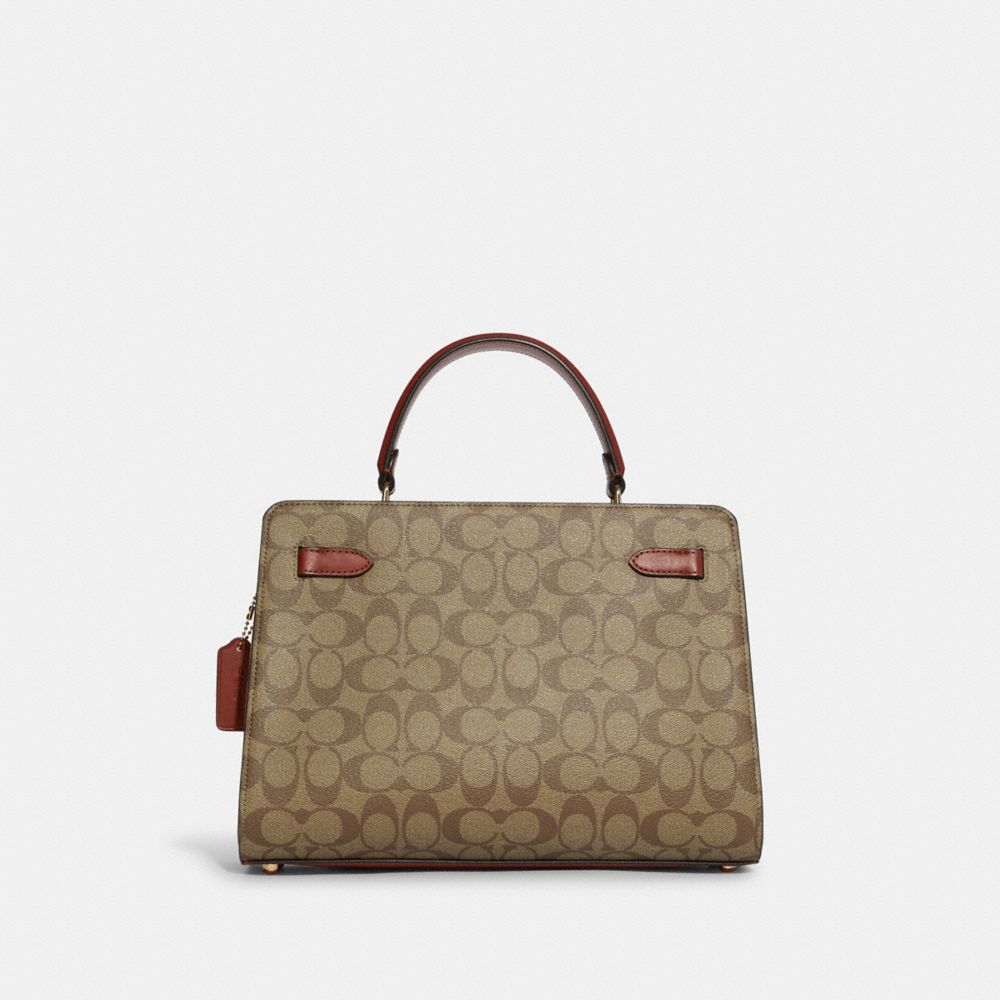 COAthtCH Classic handbags