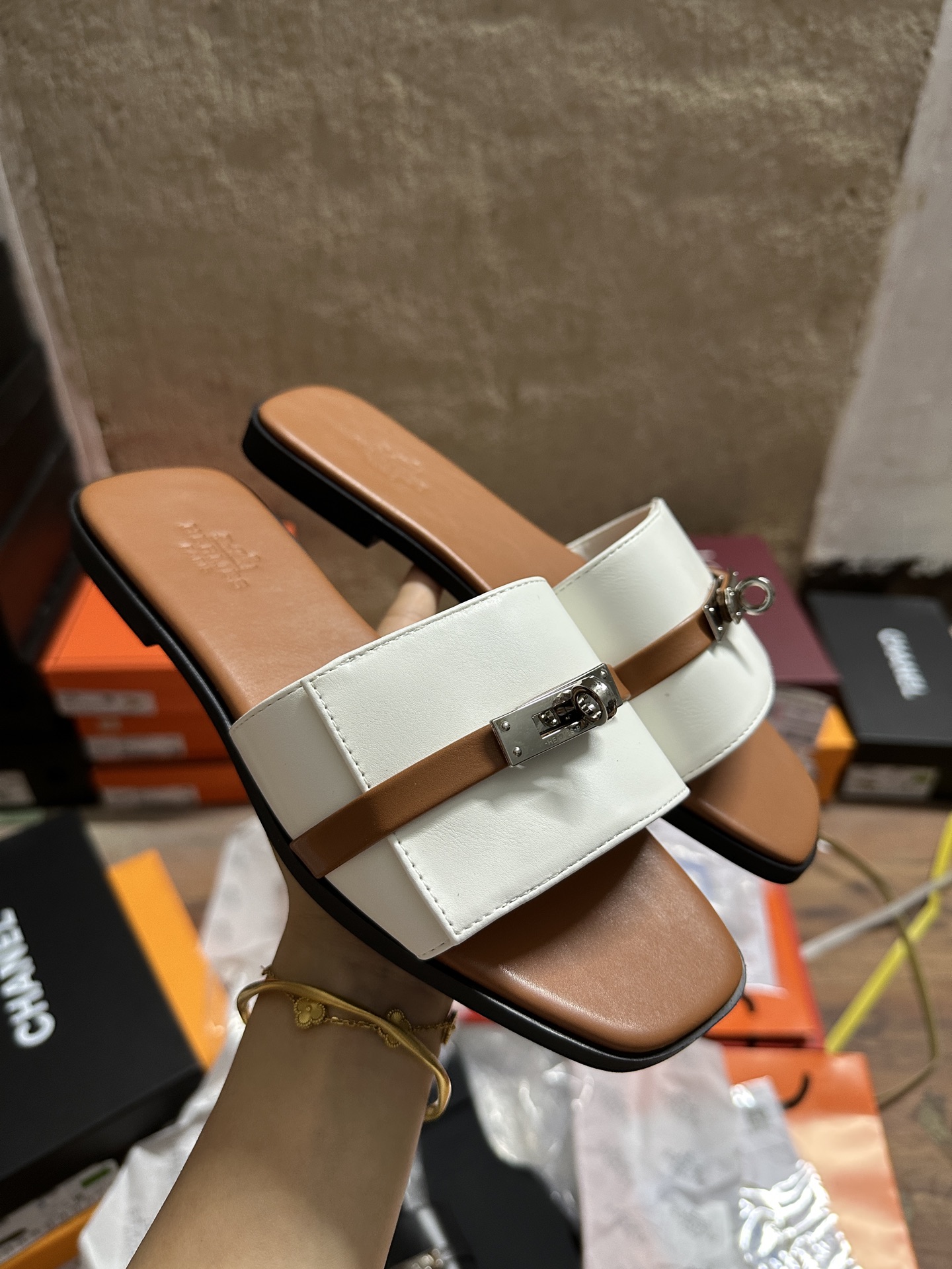 Hermès Kelly Buckle Flat Slides White Brown - Clearance