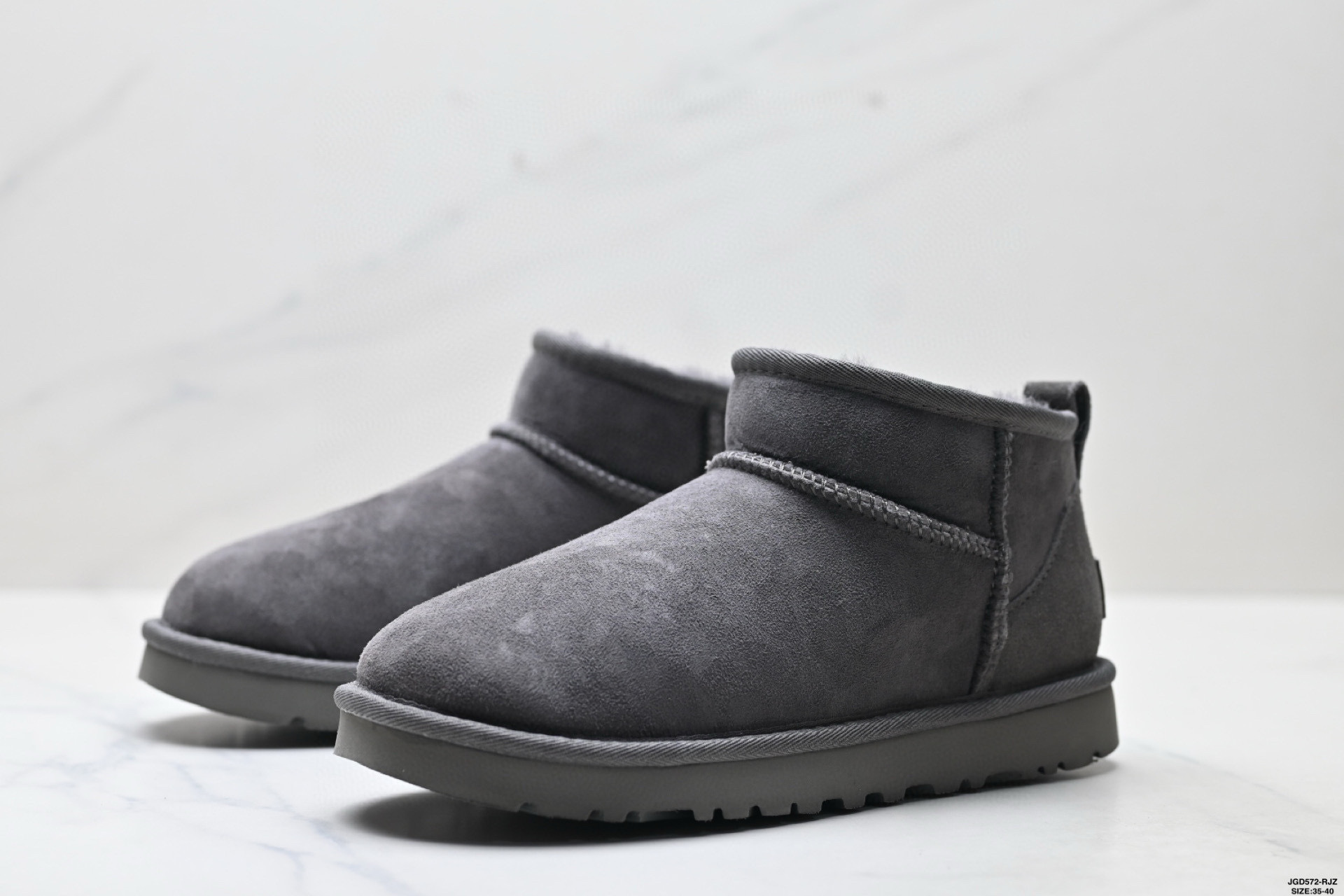 UGG Classic Ultra Mini Detail 22