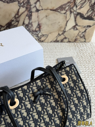 Dior Cigale  Oblique Jacquard Bow Shoulder Bag