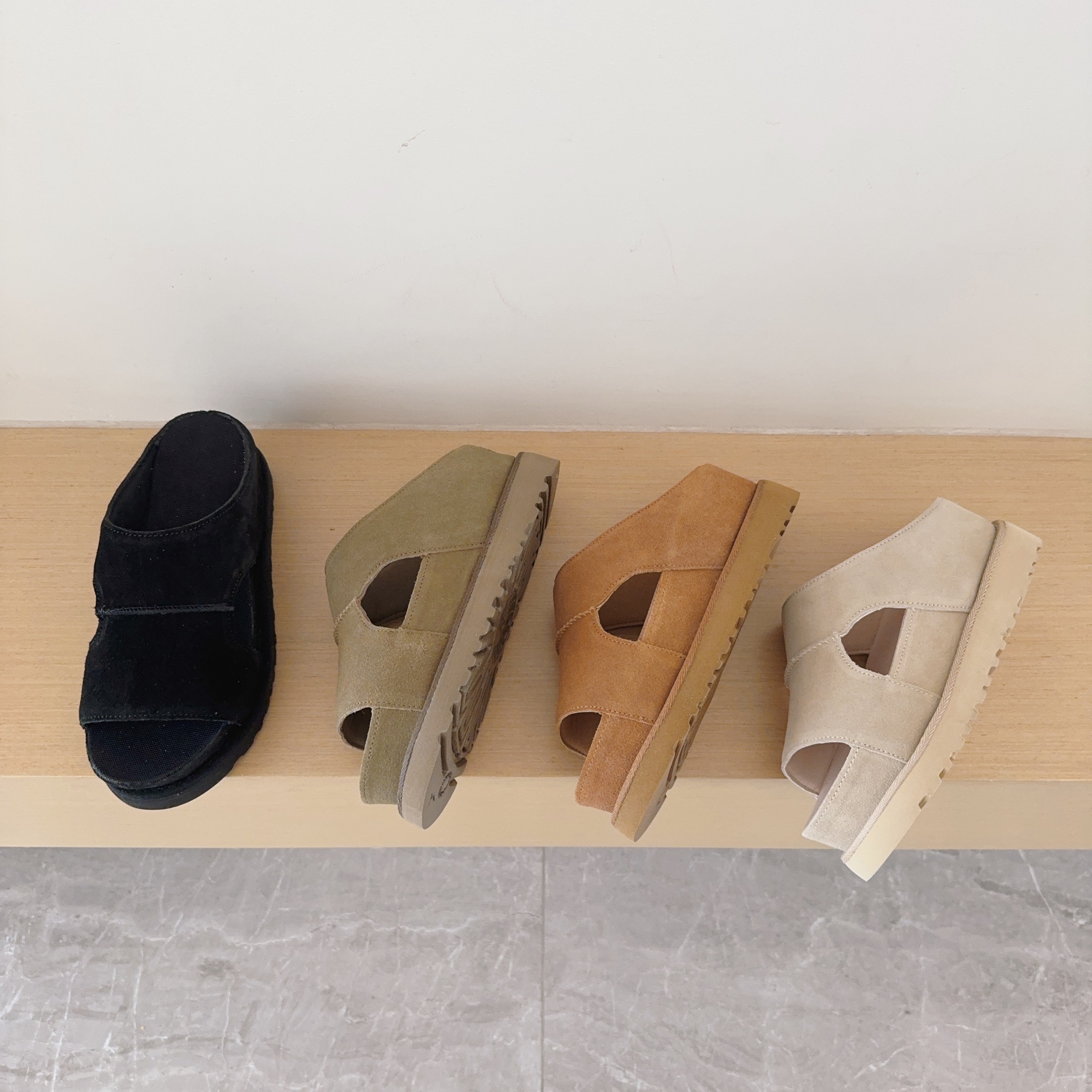UGG Footwear Style 063