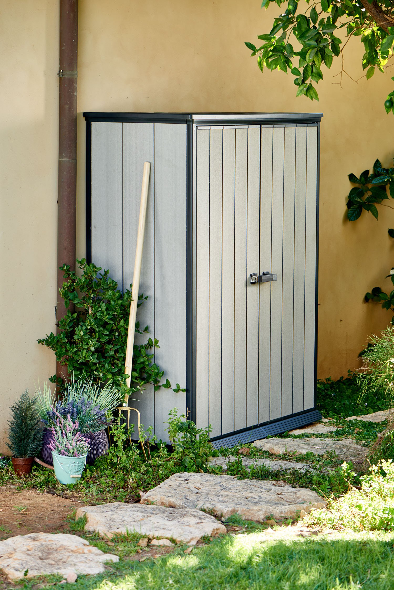 High Store 4.5 x 2.5 Vertical Resin Storage Shed, Grey