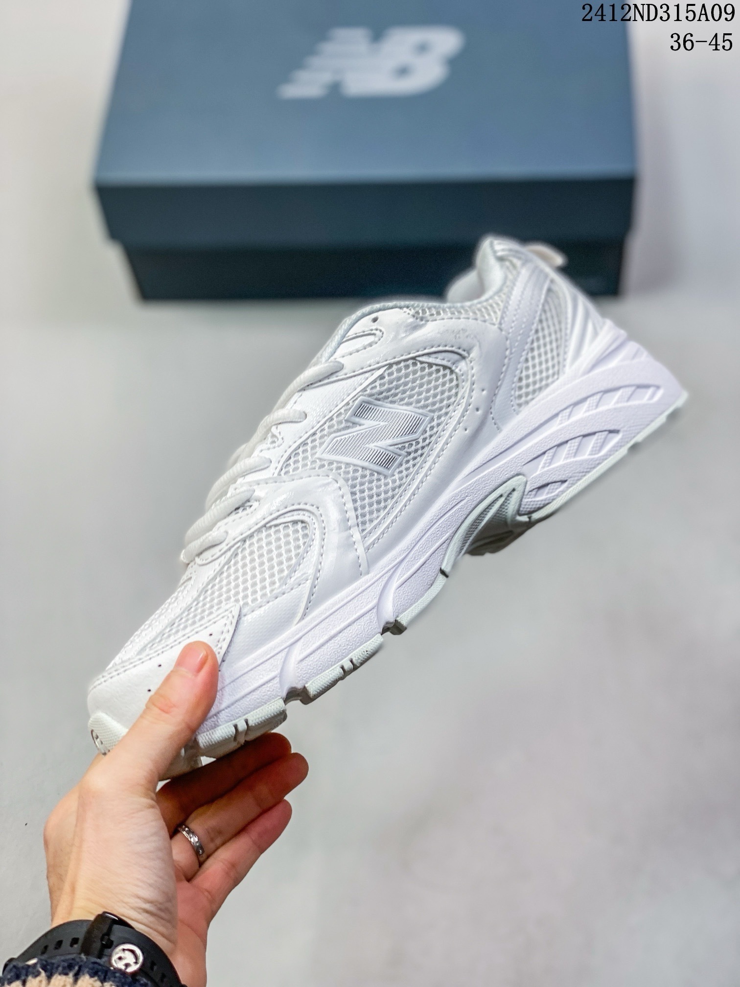 New Balance 530