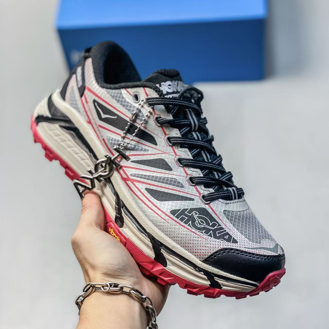 HOKA Mafate Speed 2