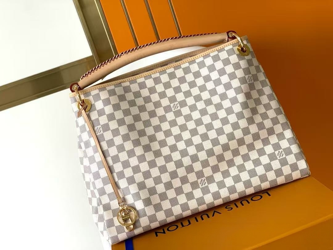 LV Tote Bag