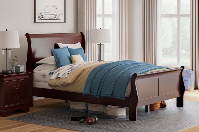 Alisdair Sleigh Bed