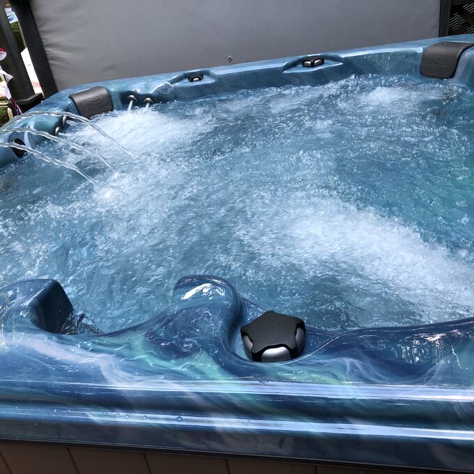 American Spas 7 - Person 56 - Jet Acrylic Square Hot Tub with