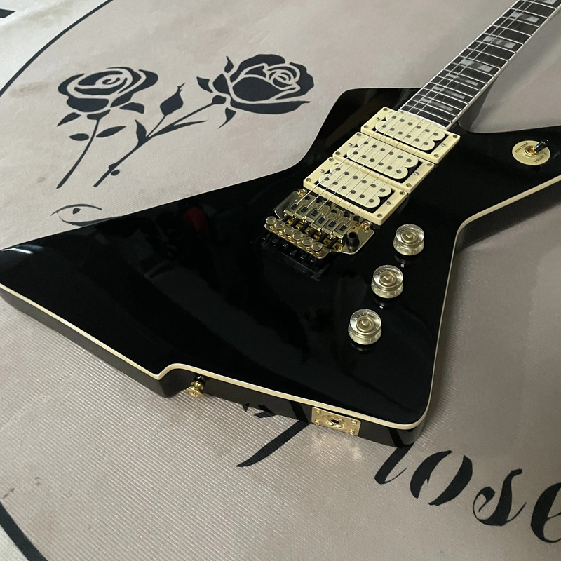 6String Black Electric Guitar Rosewood Fingerboard Guitar Gold Hardware Tremolo
