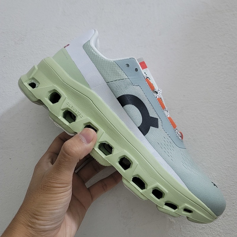 On Cloudmonster colour options