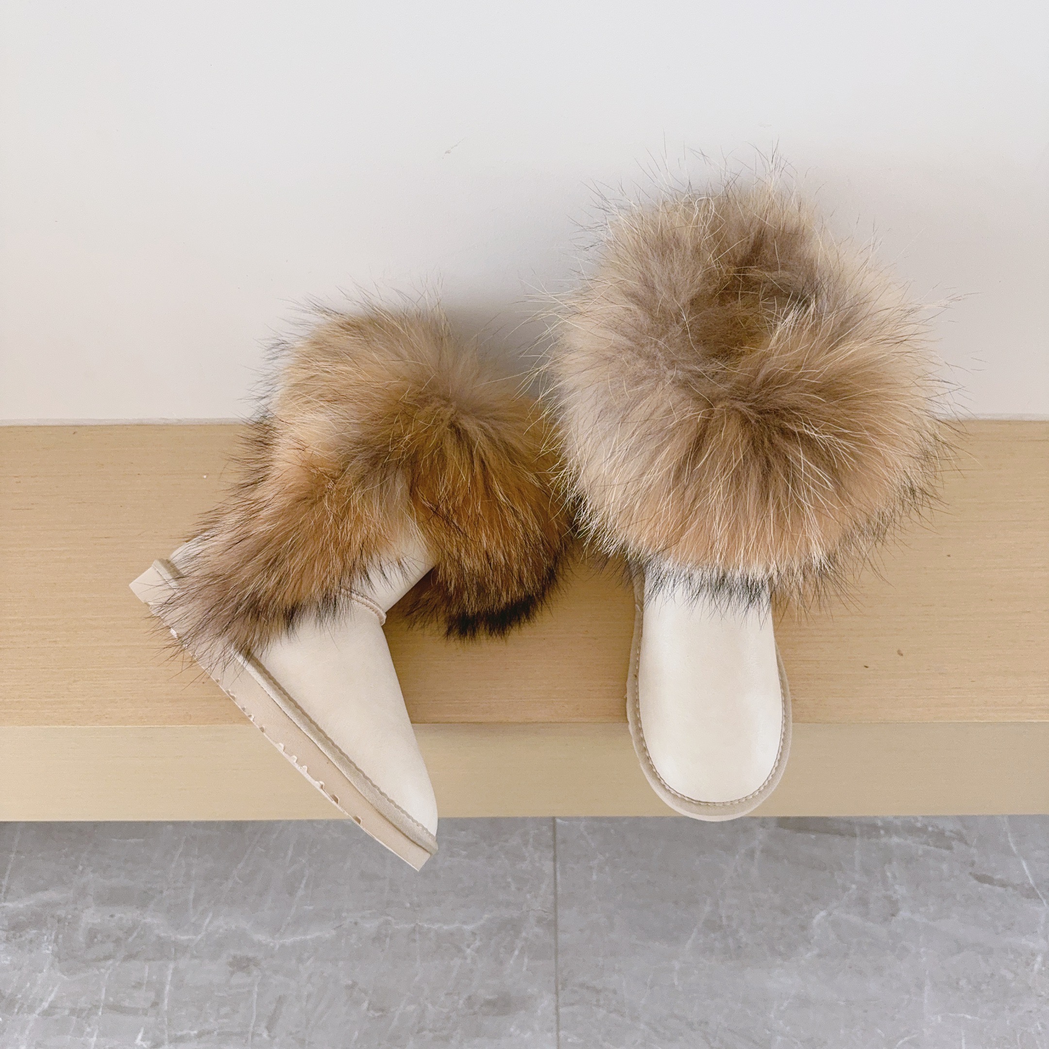 5825 Genuine Fur Trim Mid-Calf Boots