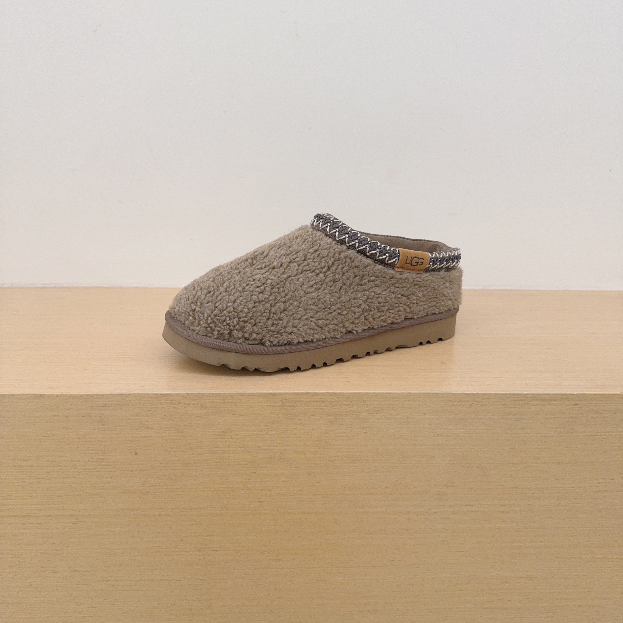 Curly Fleece Loafers