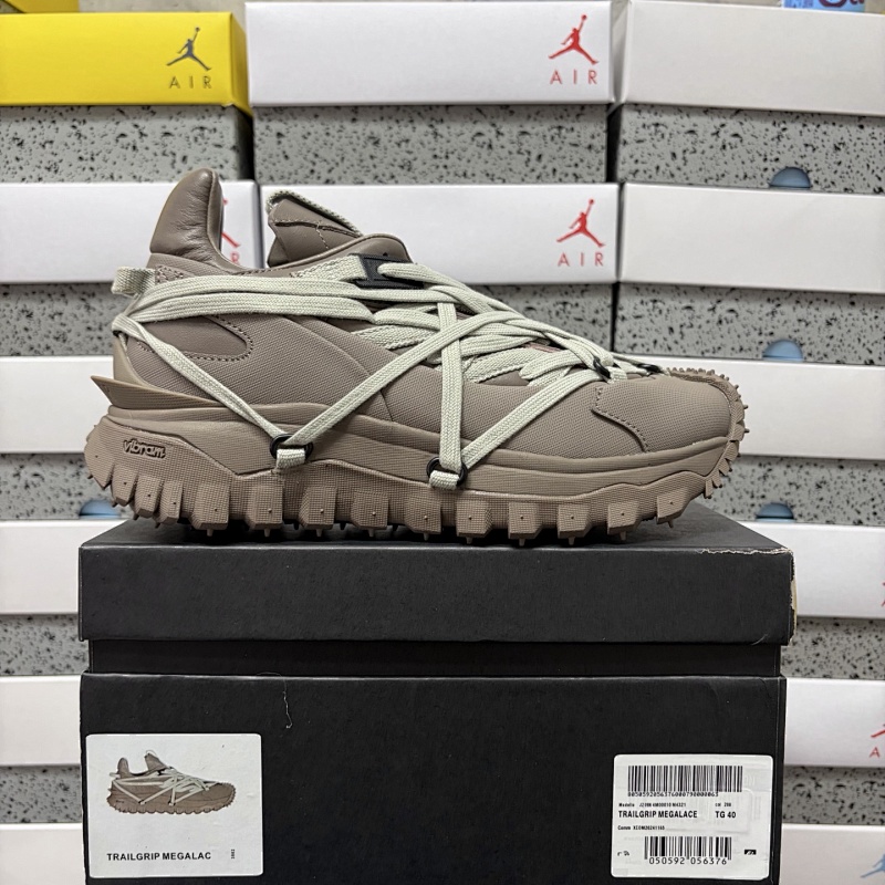 Moncler Trailgrip Gore-Tex 12