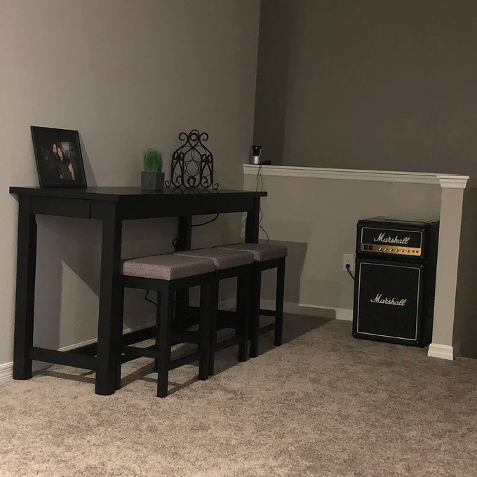 Haga 3 - Person Counter Height Dining Set