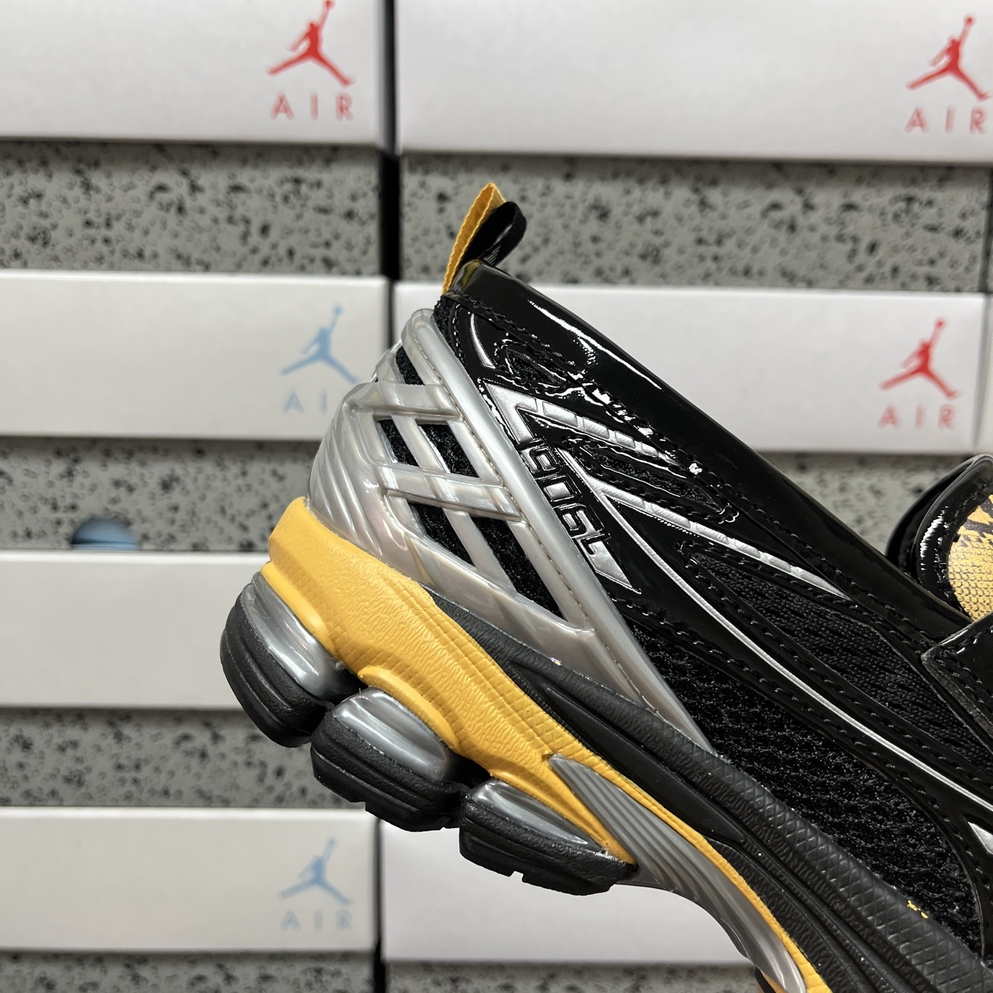 New Balance 1906 Sneakers detail 2