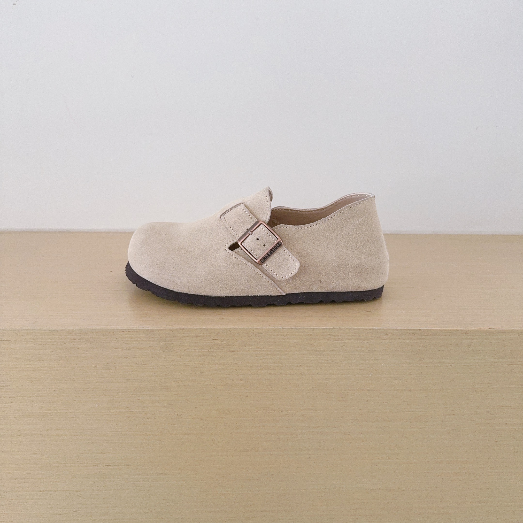 Birken-Style Back-Covered Shoes