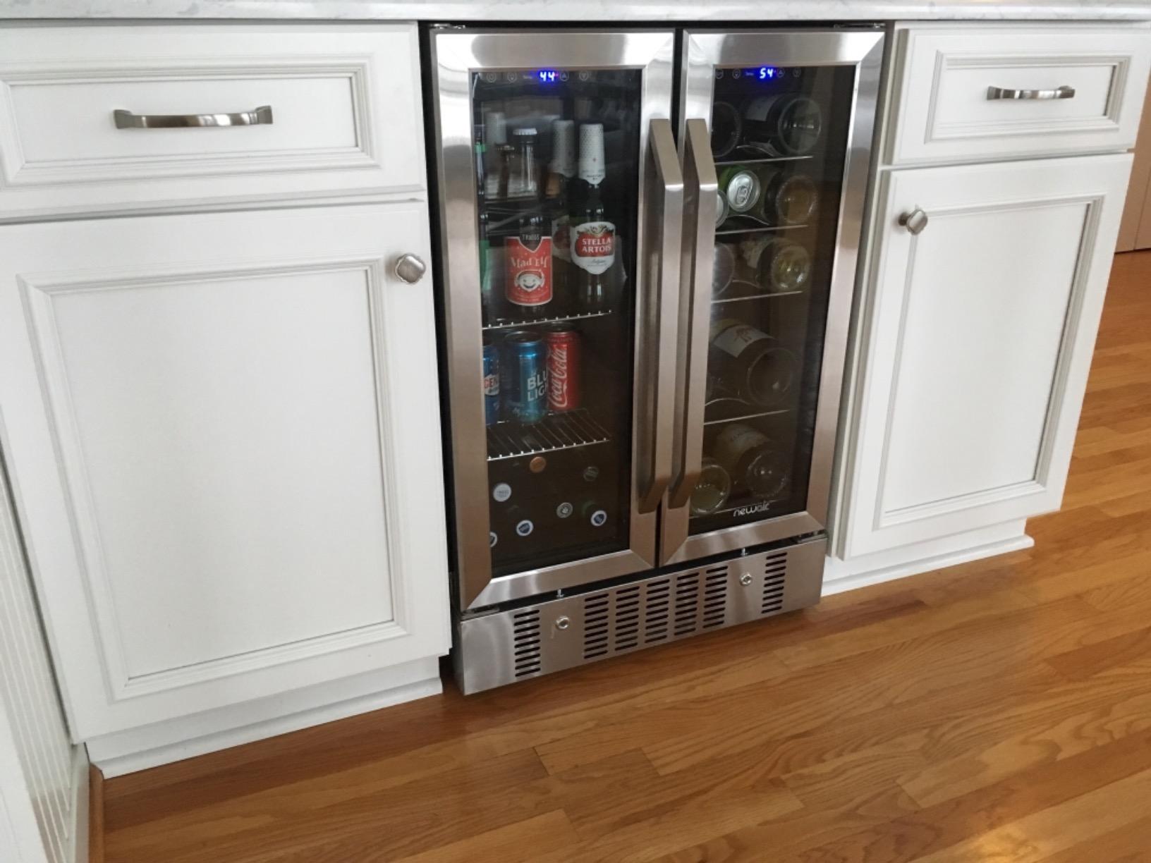 NewAir 24” Wine and Beverage Refrigerator and Cooler