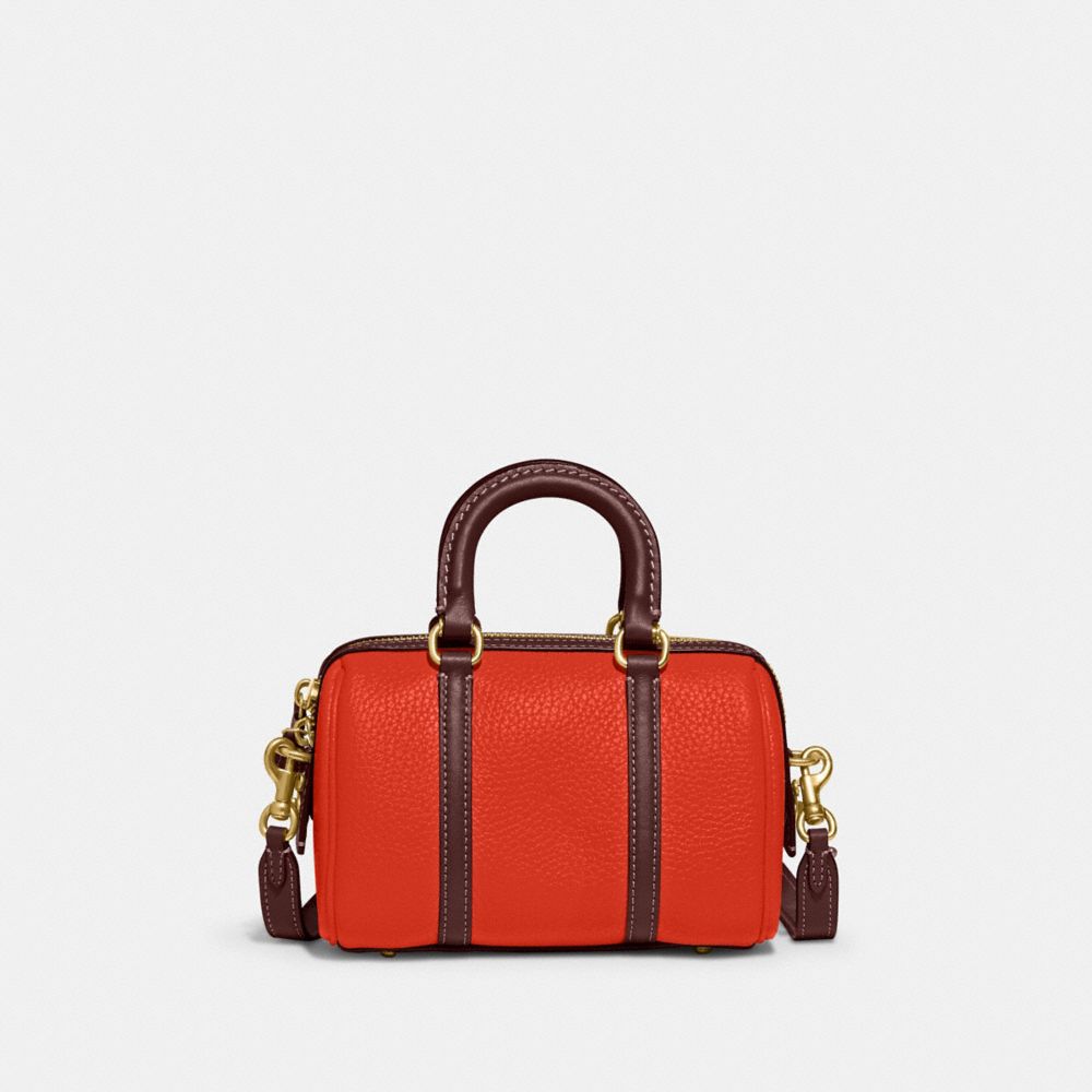 COAthtCH Classic handbags