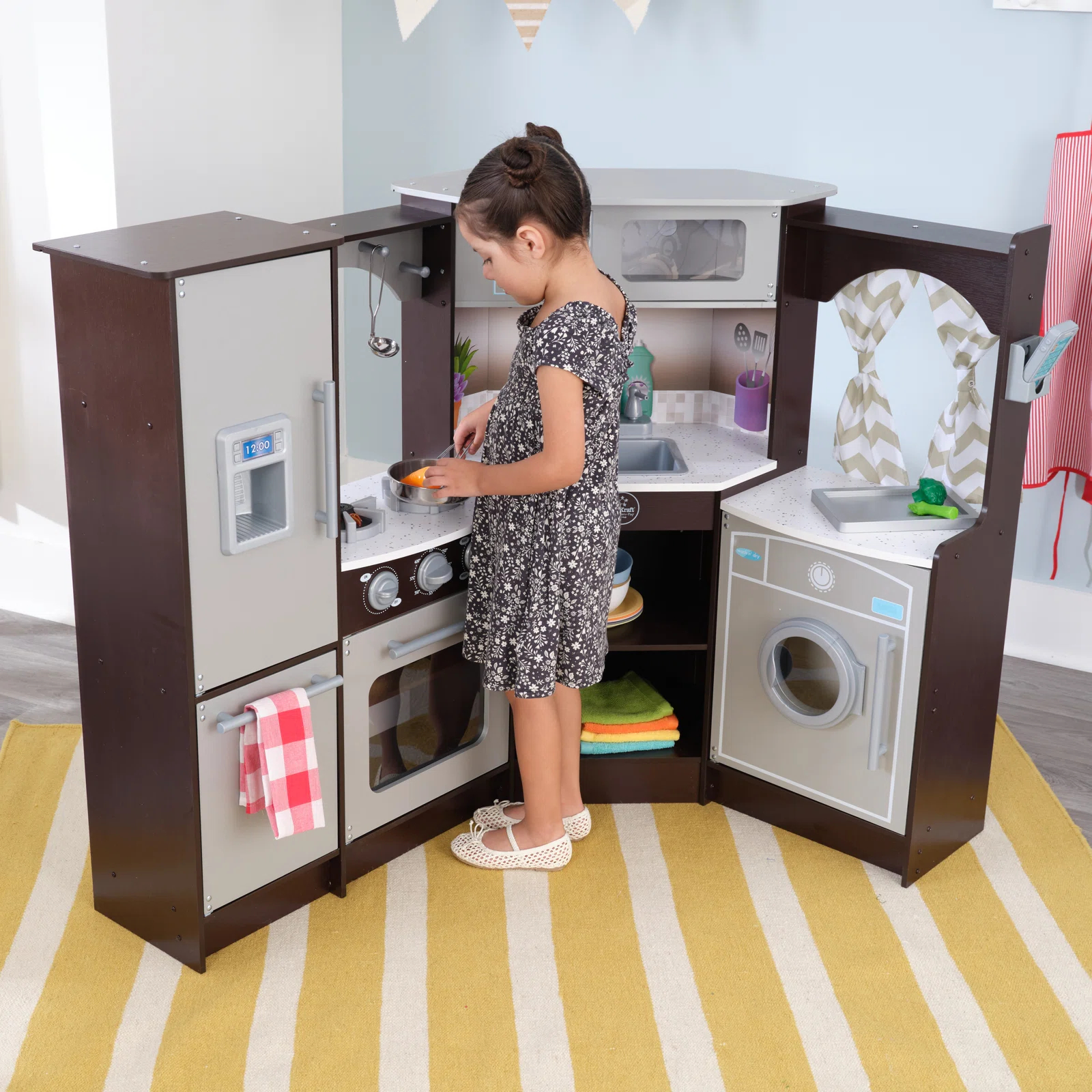 Ultimate Corner Play Kitchen with Lights & Sounds