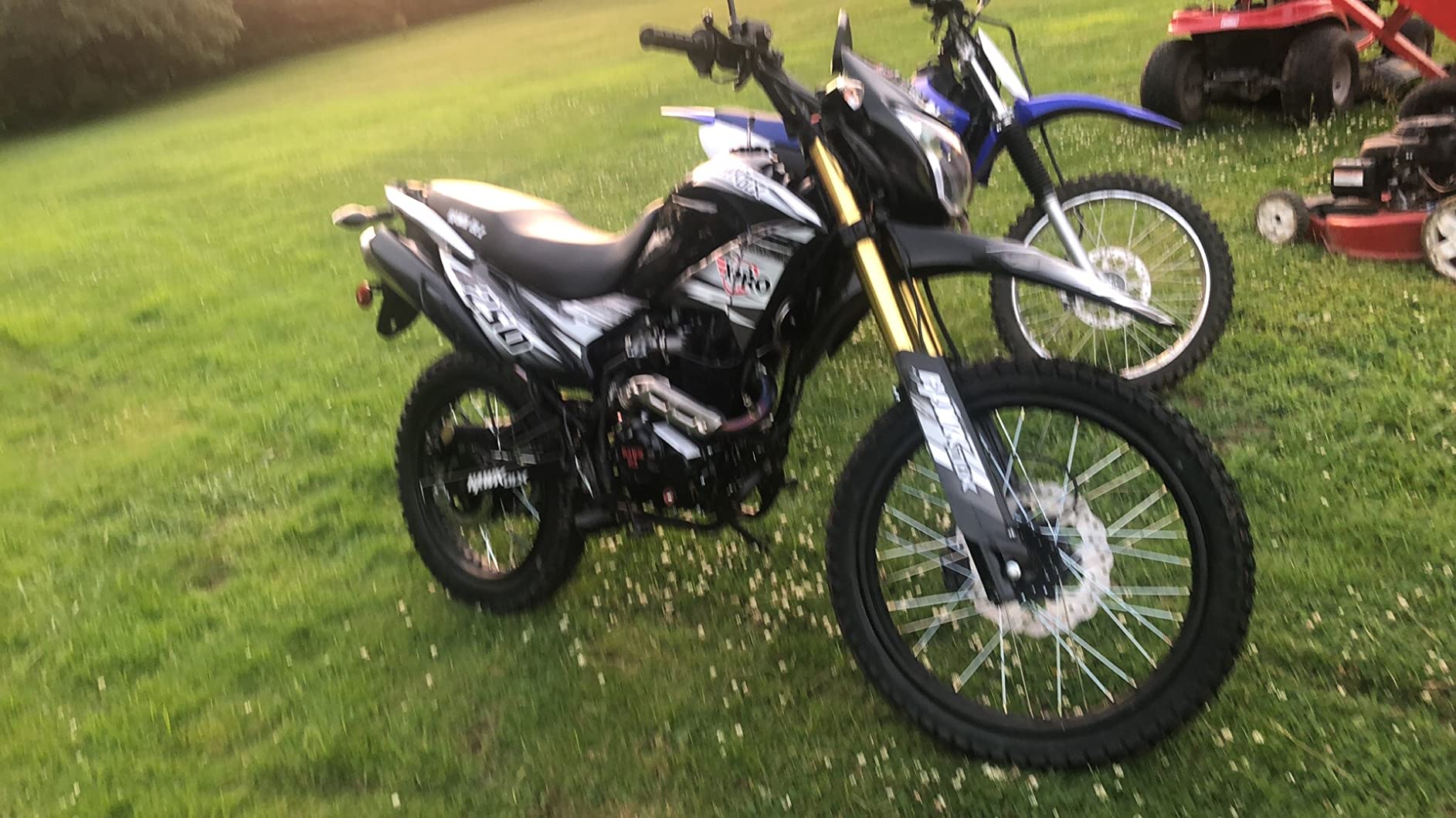 X-PRO Hawk DLX 250 EFI Fuel Injection Hawk Deluxe Dirt Bike