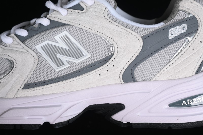 New Balance 530