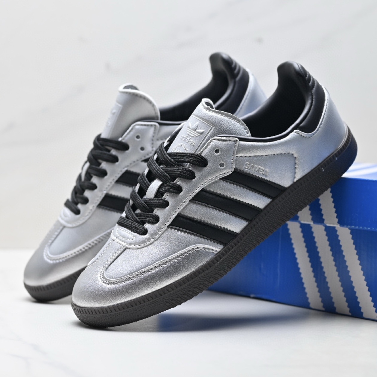 Adidas Samba