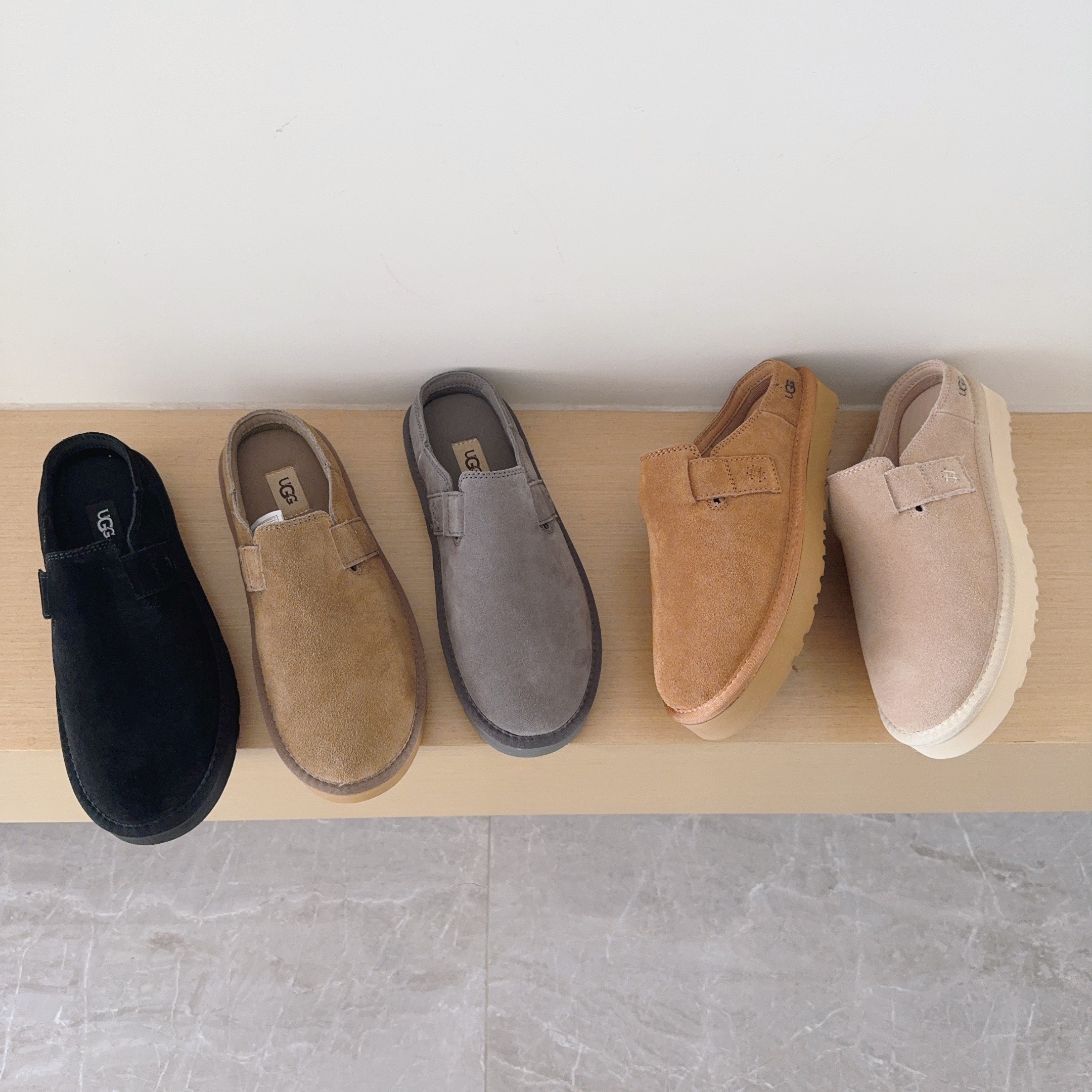 UGG Footwear Style 072