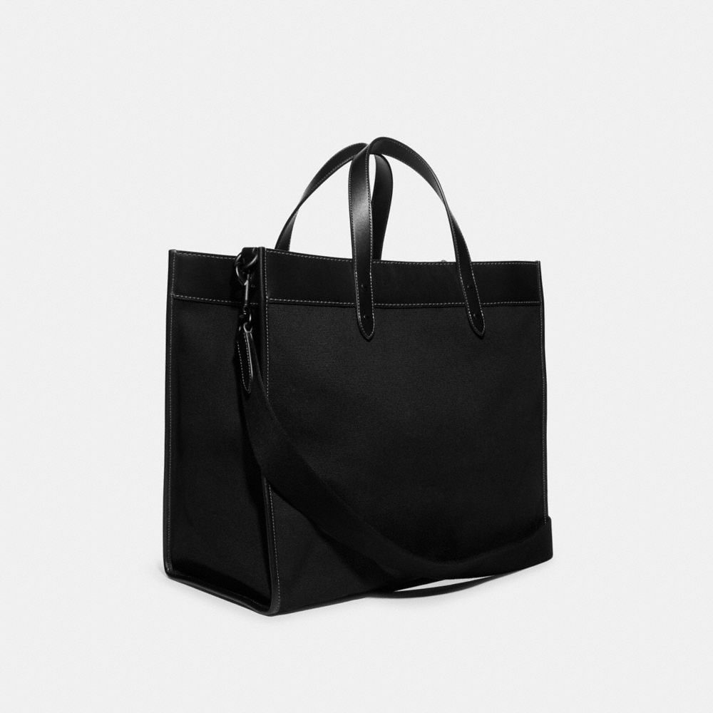 COAthtCH Classic handbags