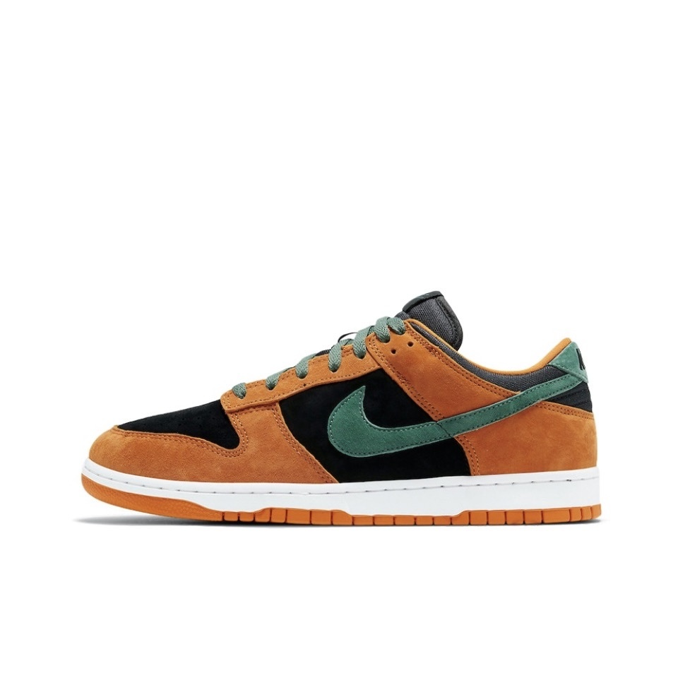 Nike Dunk Low Collection