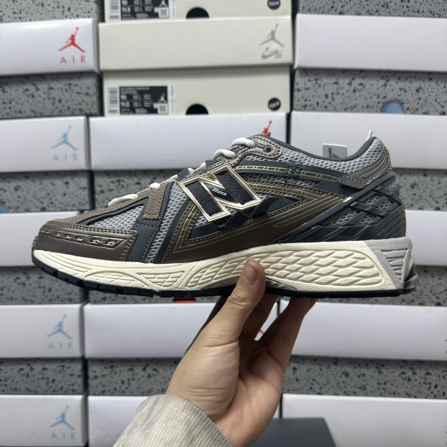New Balance 1906 Sneakers detail 1