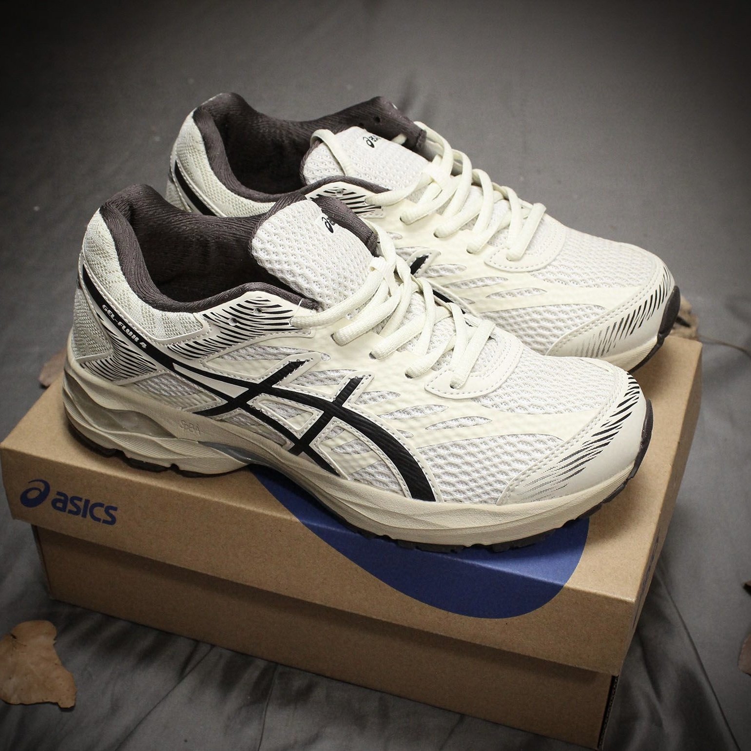 ASICS Gel-Flux 4