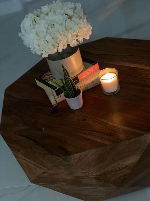Diamond Shape Acacia Wood Coffee Table with Smooth Top