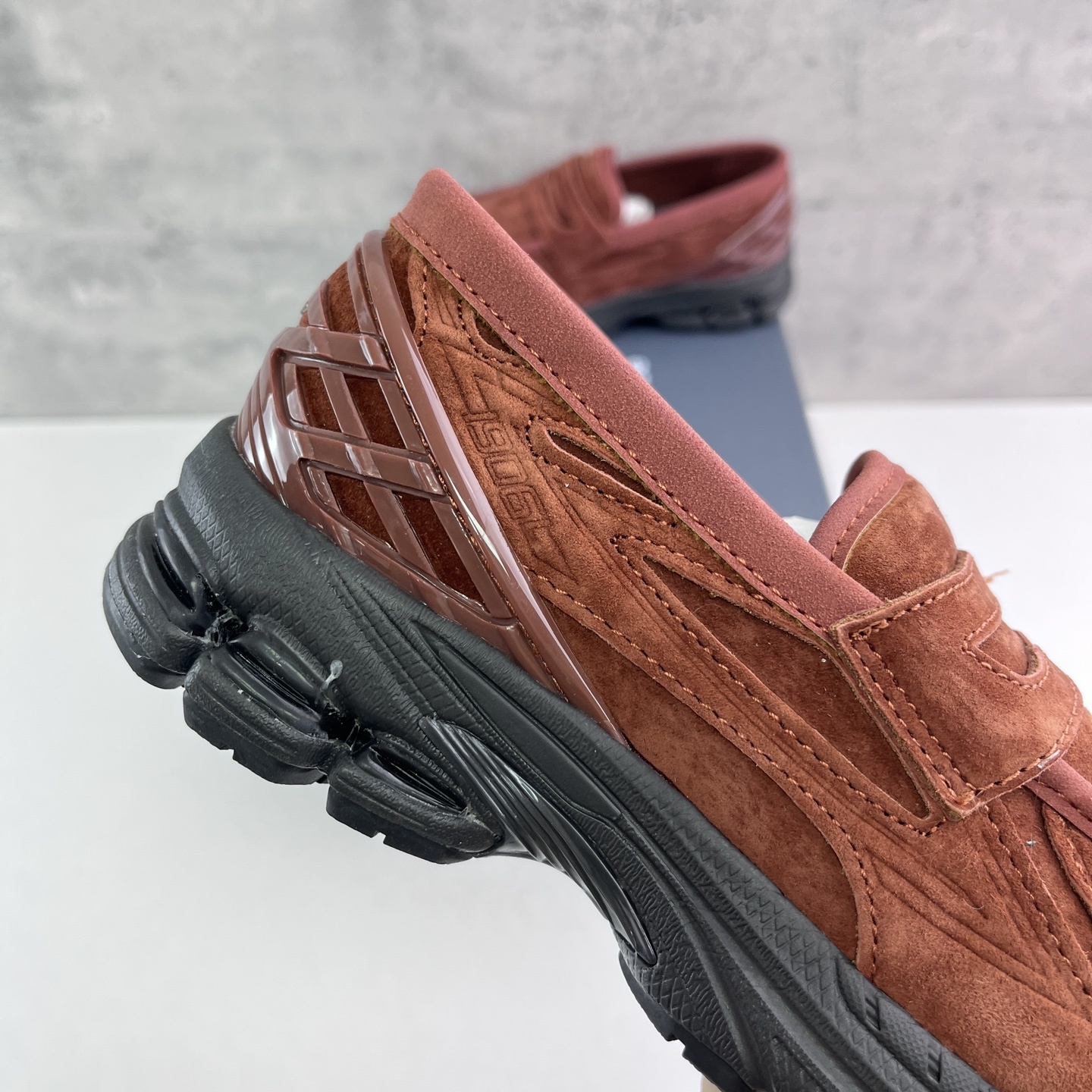New Balance 1906 Loafer Sneakers detail 2