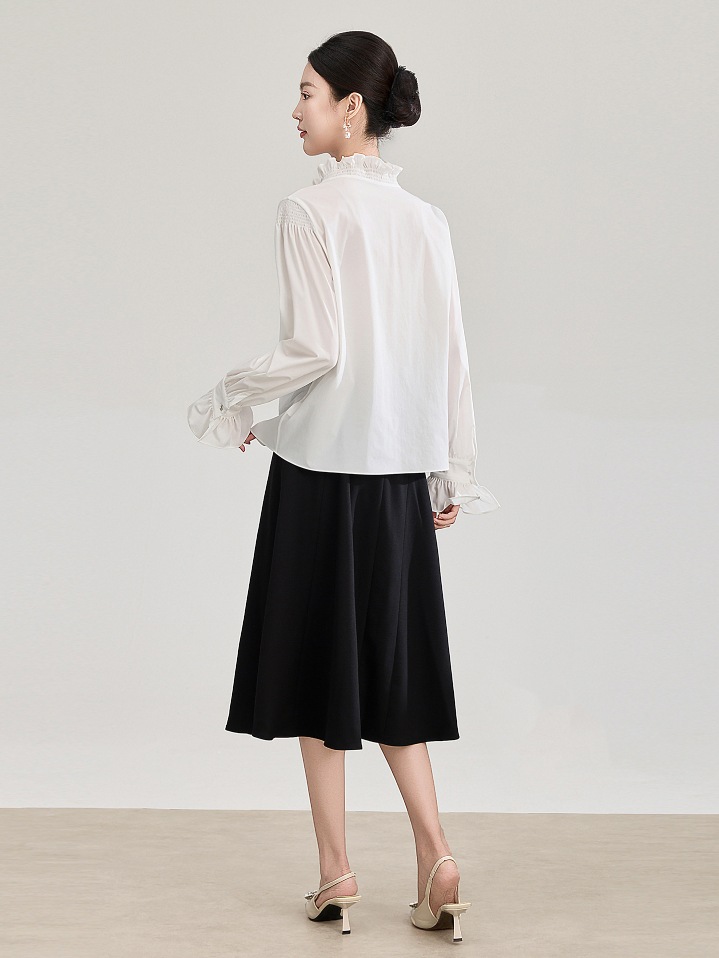 Women's White Versatile Shirt Spring V-Neck Lace Trim Three-Quarter Sleeve Top Casual Office Shirt