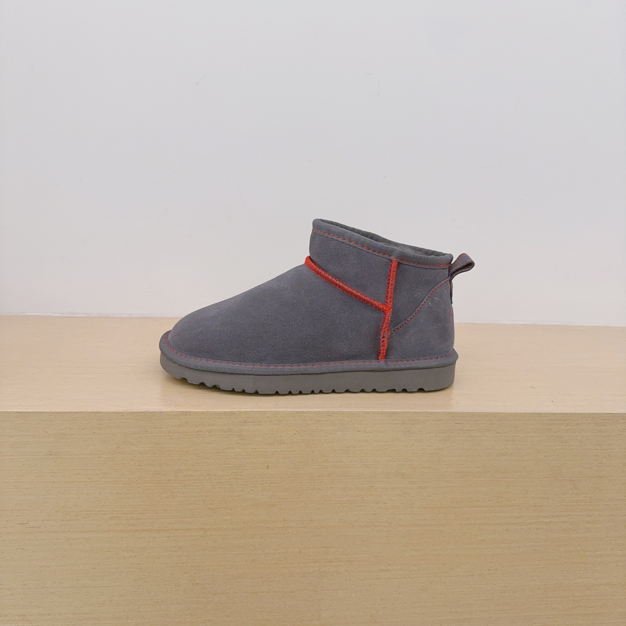 UGG Kids Footwear Style 027