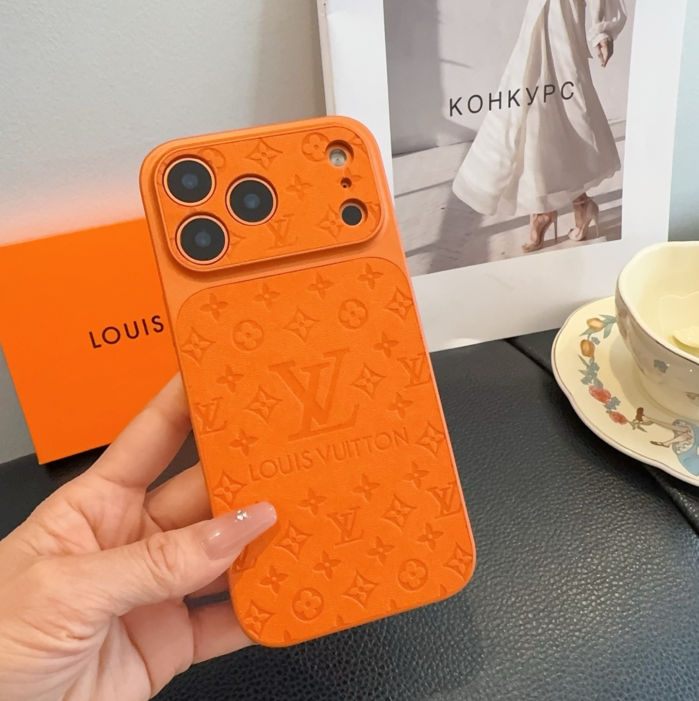 Louis Vuitton Embossed Monogram Full Cover Luxury Phone Case