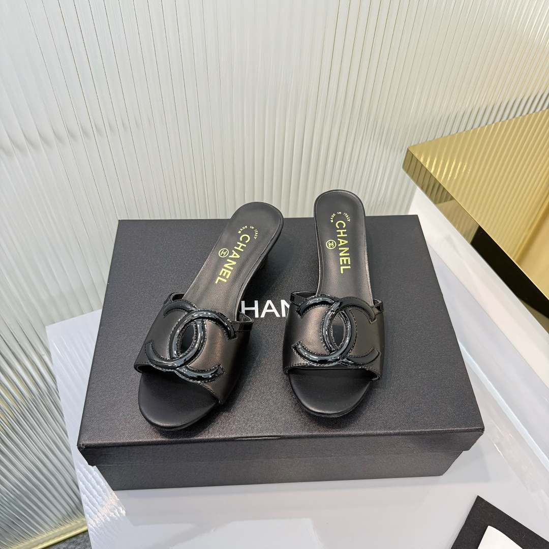 Chanel Oversized Logo Mules - Burgundy & Black